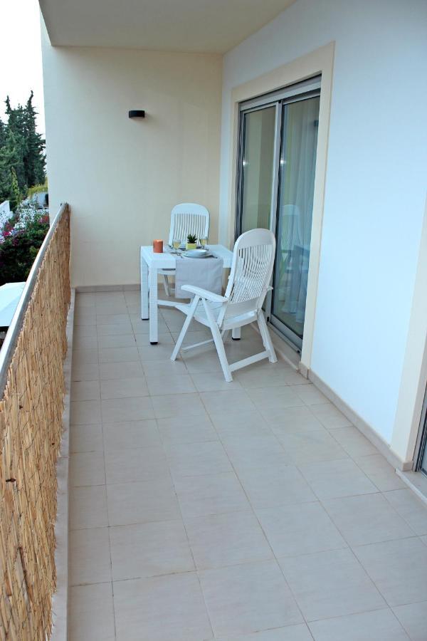 One Bedroom Apartment - Olhos De Gua - Next To The Supermarket Intermarch Olhos de Agua (Albufeira) Exterior photo